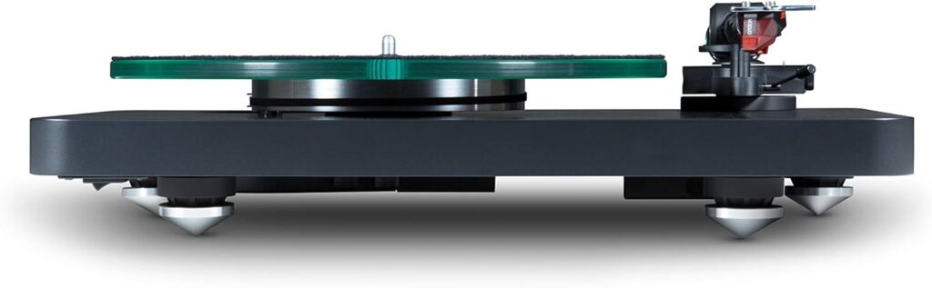 NAD C 588 Belt-Drive Turntable with Carbon Fiber Tonearm and Ortofon 2M Red Cartridge