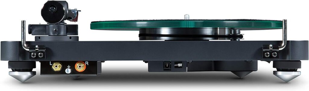 NAD C 588 Belt-Drive Turntable with Carbon Fiber Tonearm and Ortofon 2M Red Cartridge