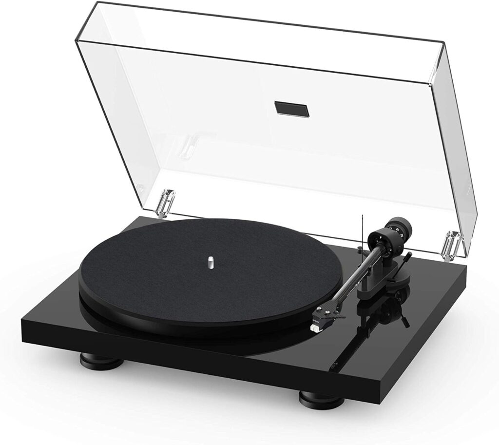 Pro-Ject Debut Carbon EVO, Audiophile Turntable with Carbon Fiber tonearm, Electronic Speed Selection and pre-Mounted Sumiko Rainier Phono Cartridge (High Gloss Black)