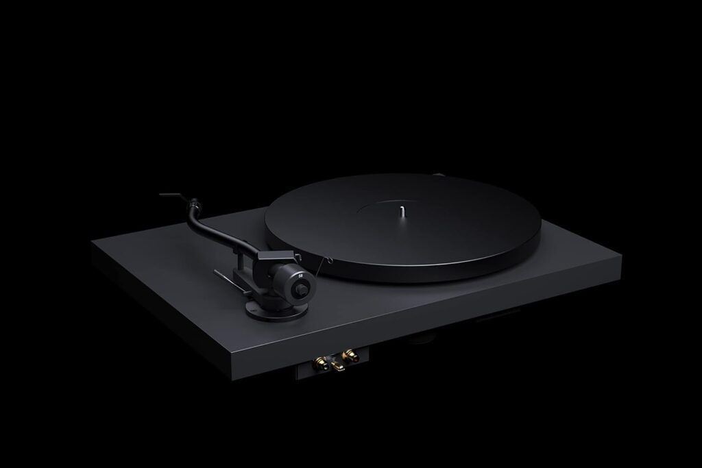 Pro-Ject Debut PRO S Turntable with Pick it S2 C Integrated Cartridge (Satin Black)